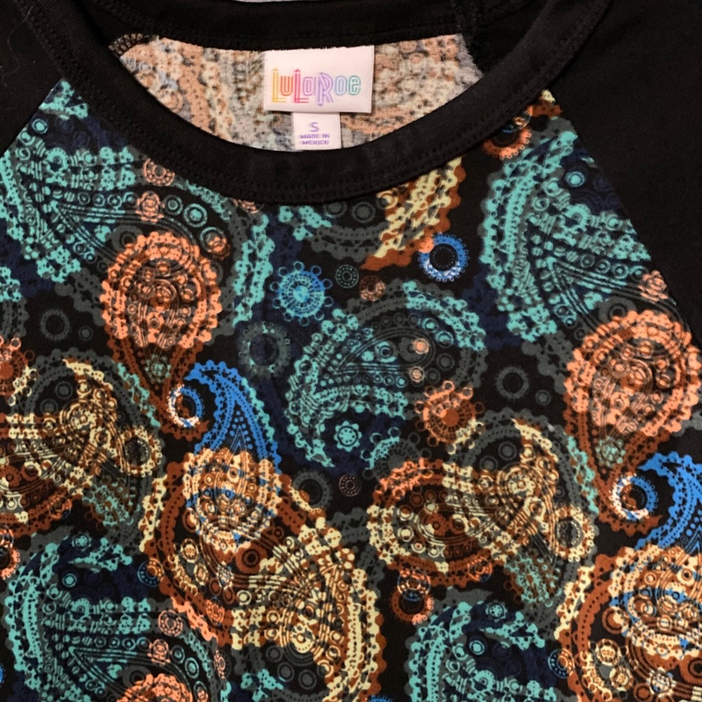 Lularoe Randy Shirt - Picture 2 of 2